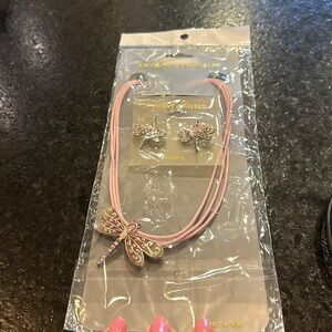 Dragon fly necklace and pierced earrings on soft pink jewelry string NWT silver